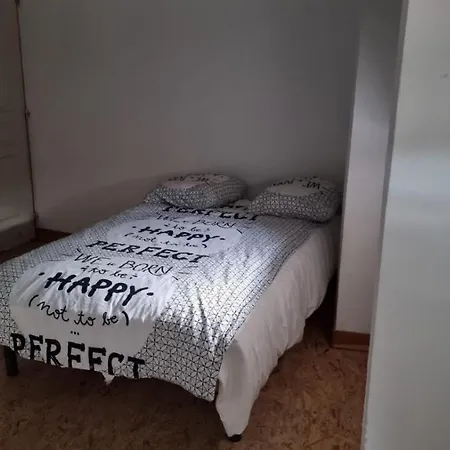 Proche Du Centre Quartier Calme Алес