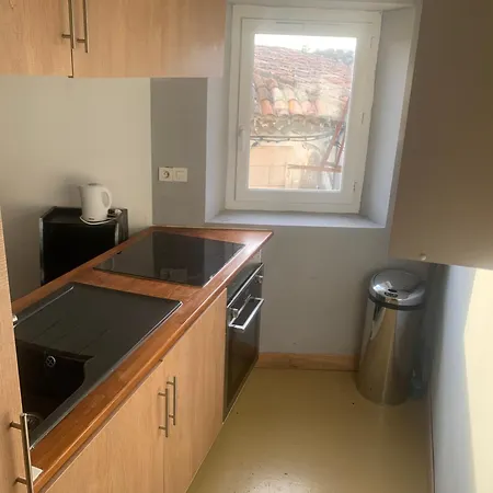 Proche Du Centre Quartier Calme Апартаменты *