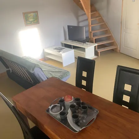 Proche Du Centre Quartier Calme * Алес